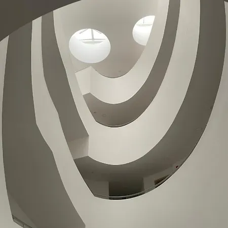 Apartment Design - Free Parking *