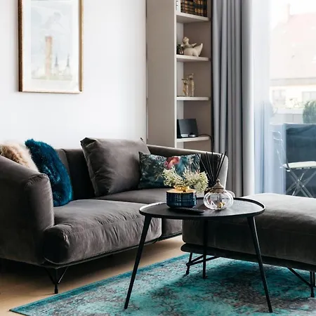Design - Free Parking Apartman Szeged