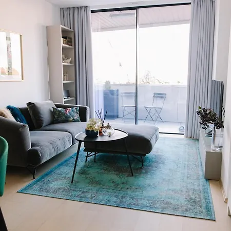 Apartment Design - Free Parking *